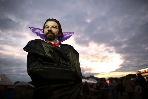 Vampire's Gather To Attempt To Break A New World Record