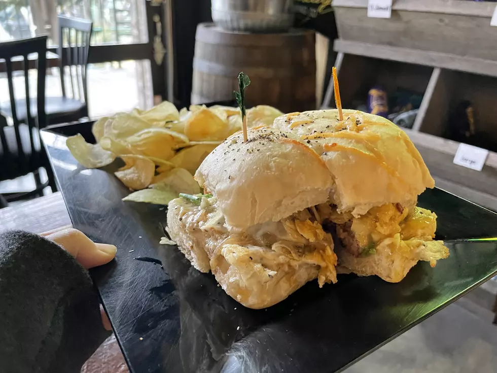 Downtown Sioux Falls Burger Battle: ‘The Queen Bee Burger’ at Remedy