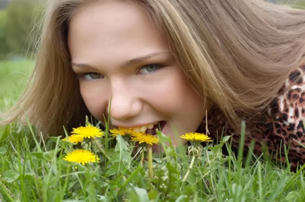 According to My Farmer’s Almanac Calendar, You Really Can Eat Some Flowers from Your Garden