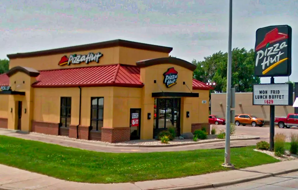 Pizza Hut Closing 500 Restaurants