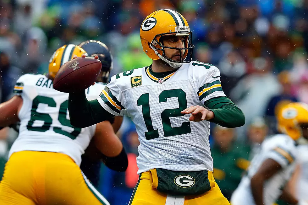 Aaron Rodgers Throws the Most Perfect Pass, Ready to Start Season